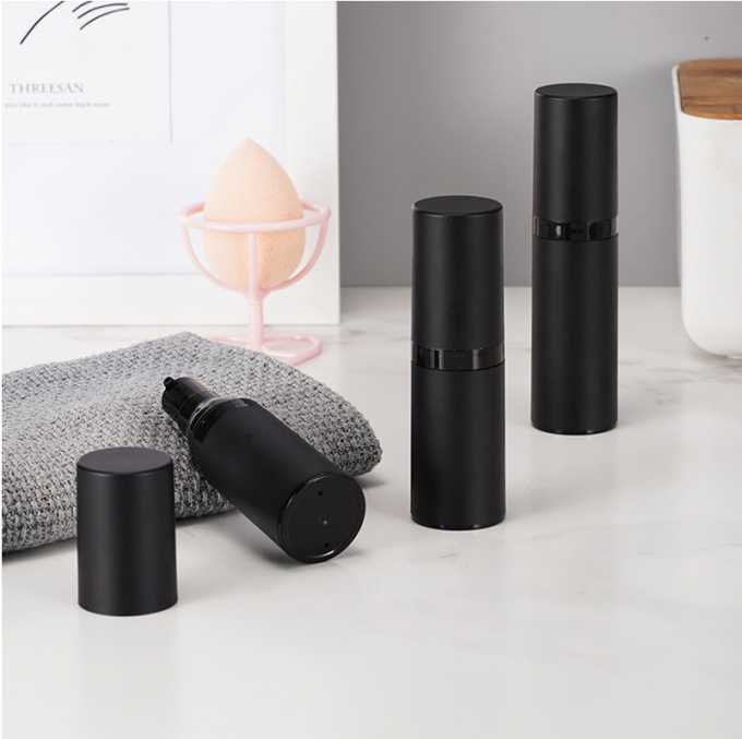 ODM ভ্যাকুয়াম প্লাস্টিক প্রসাধনী পাত্রে 50 গ্রাম 4